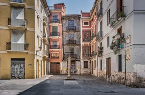 imatge de ciutat vella, a València, buida | hàbits