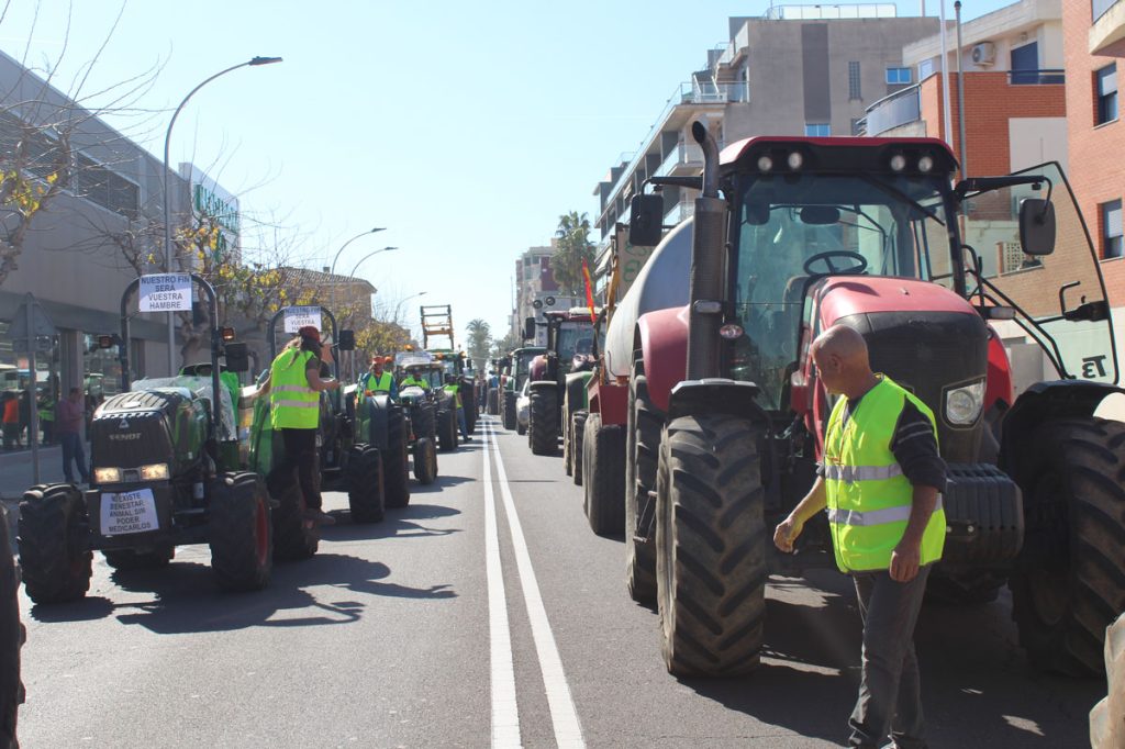 Tractores protestan en València